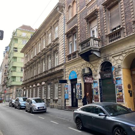 A10 Budapest Center Aparthotel Budapeste Exterior foto