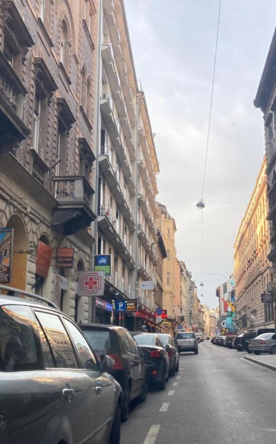 A10 Budapest Center Aparthotel Budapeste Exterior foto